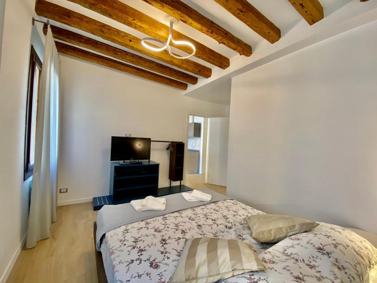 Suite House New Apartments Wi Fi Venice Island Exteriér fotografie