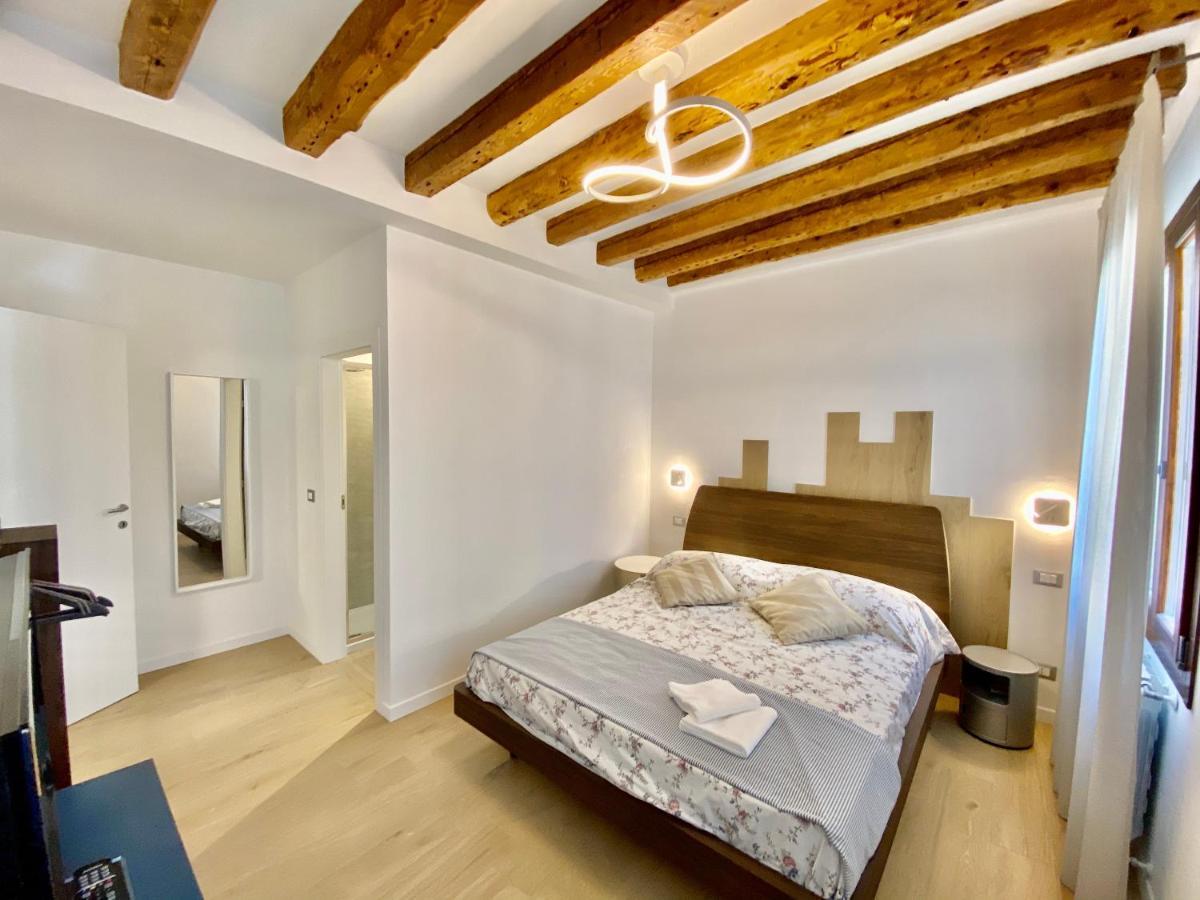 Suite House New Apartments Wi Fi Venice Island Exteriér fotografie