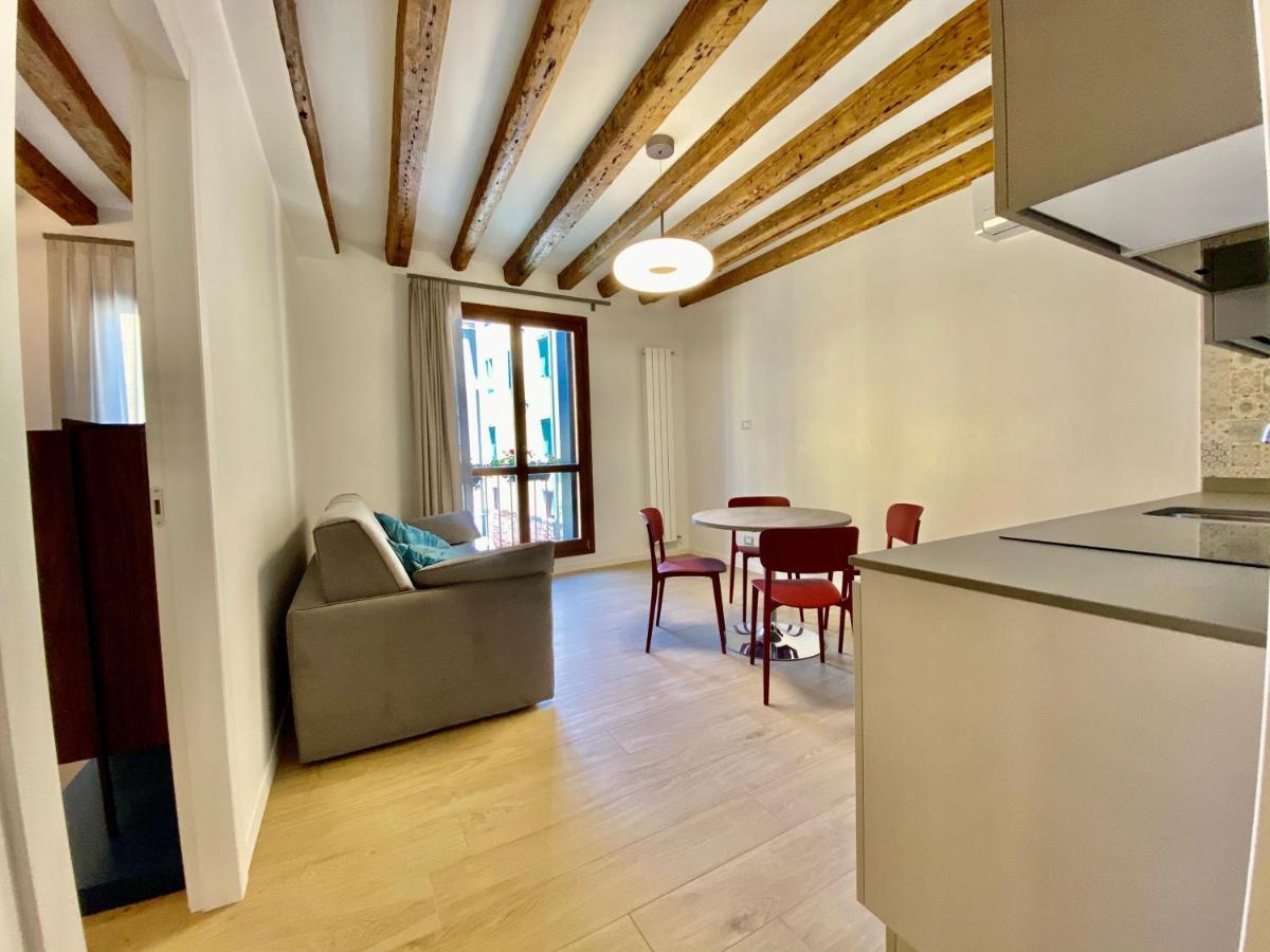 Suite House New Apartments Wi Fi Venice Island Exteriér fotografie
