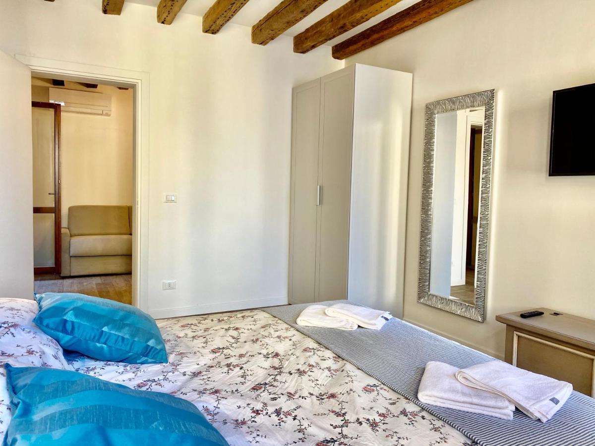 Suite House New Apartments Wi Fi Venice Island Exteriér fotografie