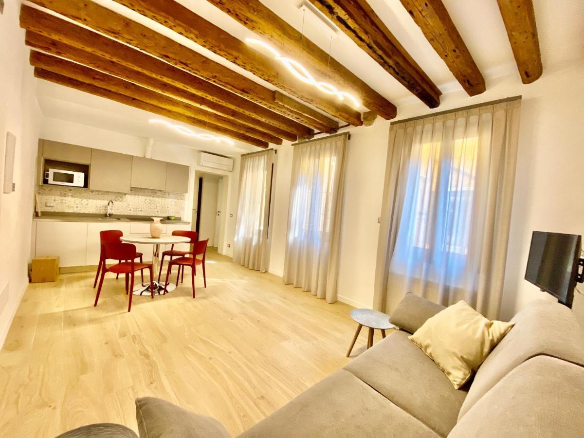 Suite House New Apartments Wi Fi Venice Island Exteriér fotografie